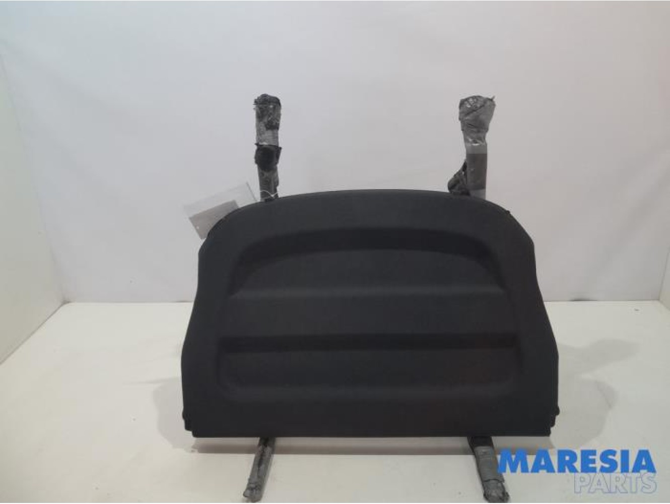Renault - Megane - Parcel shelf