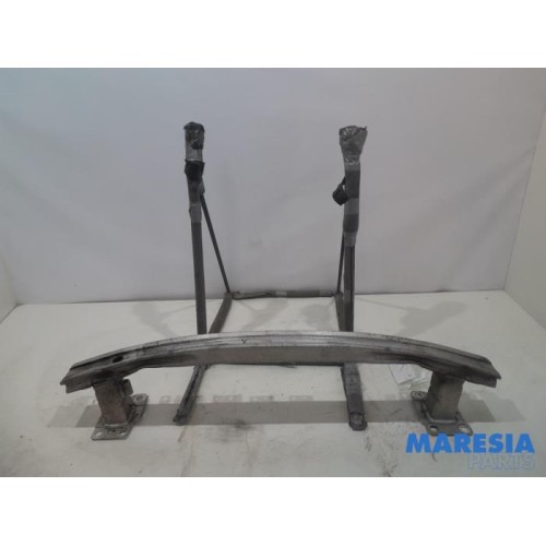 Renault - Megane - Front bumper frame