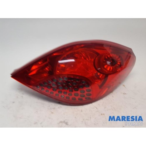 Peugeot - 207 - Taillight, right