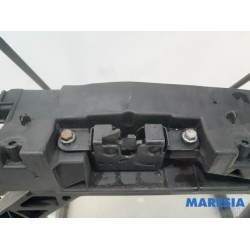 Renault - Megane - Front panel