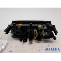 Peugeot - 207 - Heater control panel