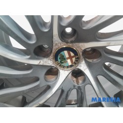 Alfa Romeo - Giulietta - Sportvelgenset + banden
