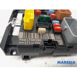 Peugeot - 207 - Fuse box