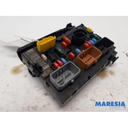 Peugeot - 207 - Fuse box