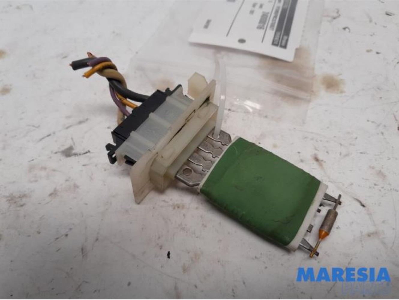 Peugeot - 207 - Heater resistor