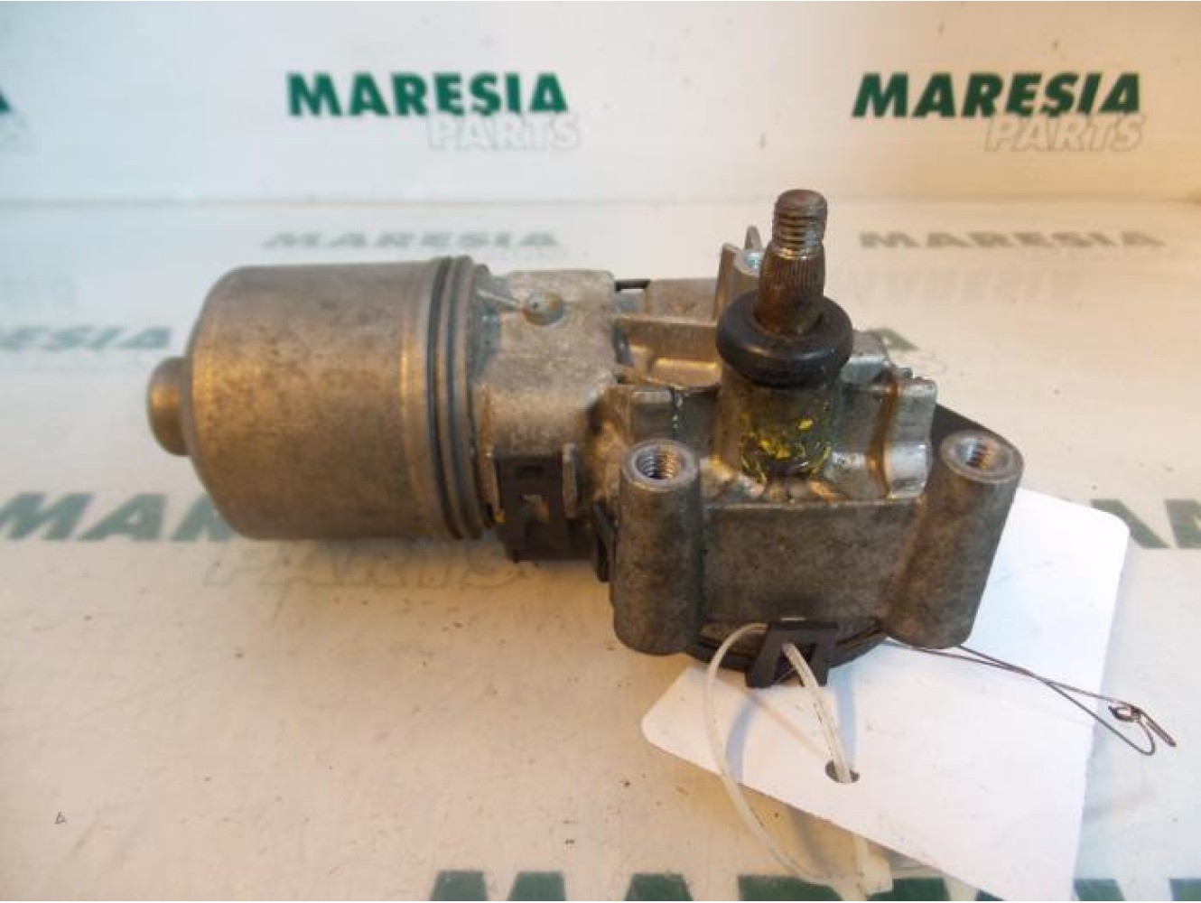 Renault - Clio - Front wiper motor