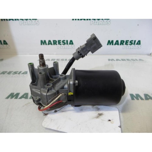 Renault - Clio - Front wiper motor