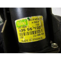 Renault - Clio - Front wiper motor