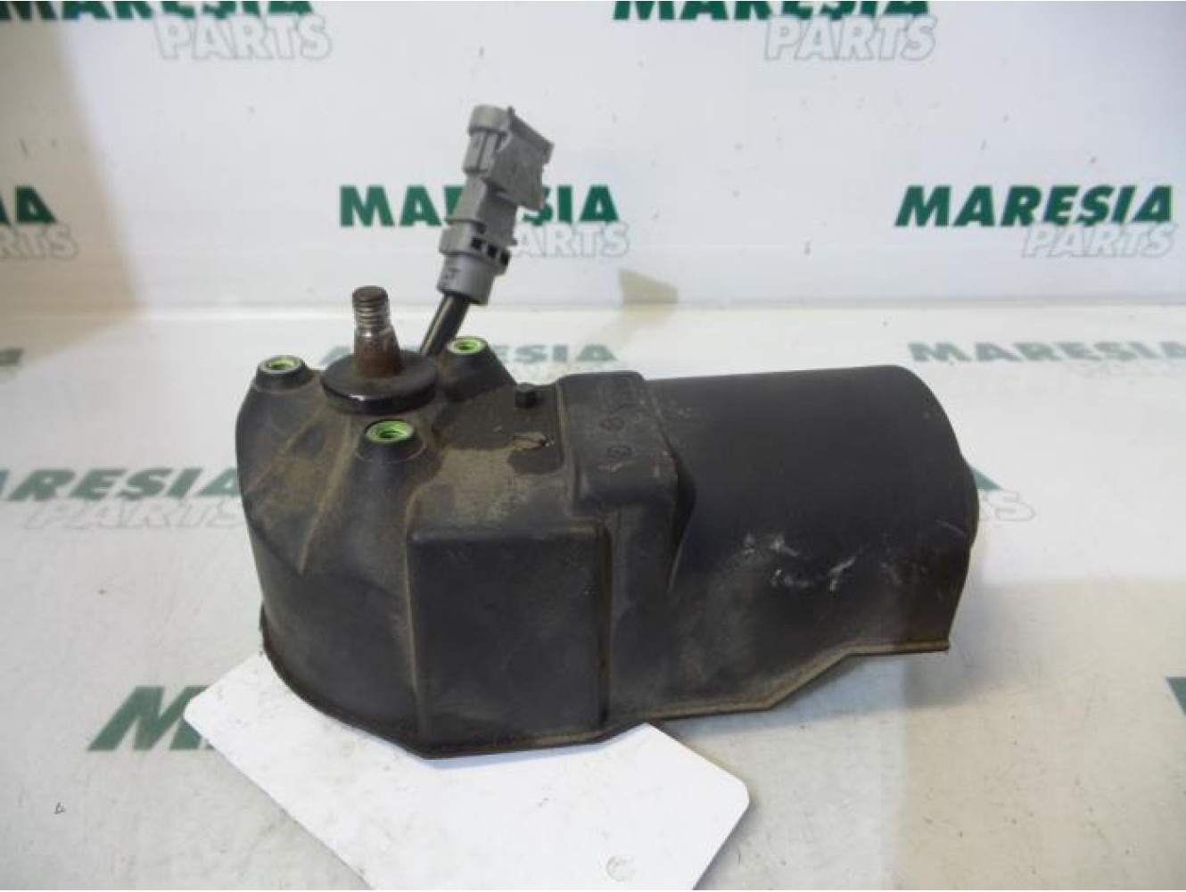 Renault - Clio - Front wiper motor