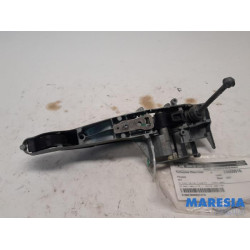 Peugeot - 207 - Portiergreep 2Deurs links