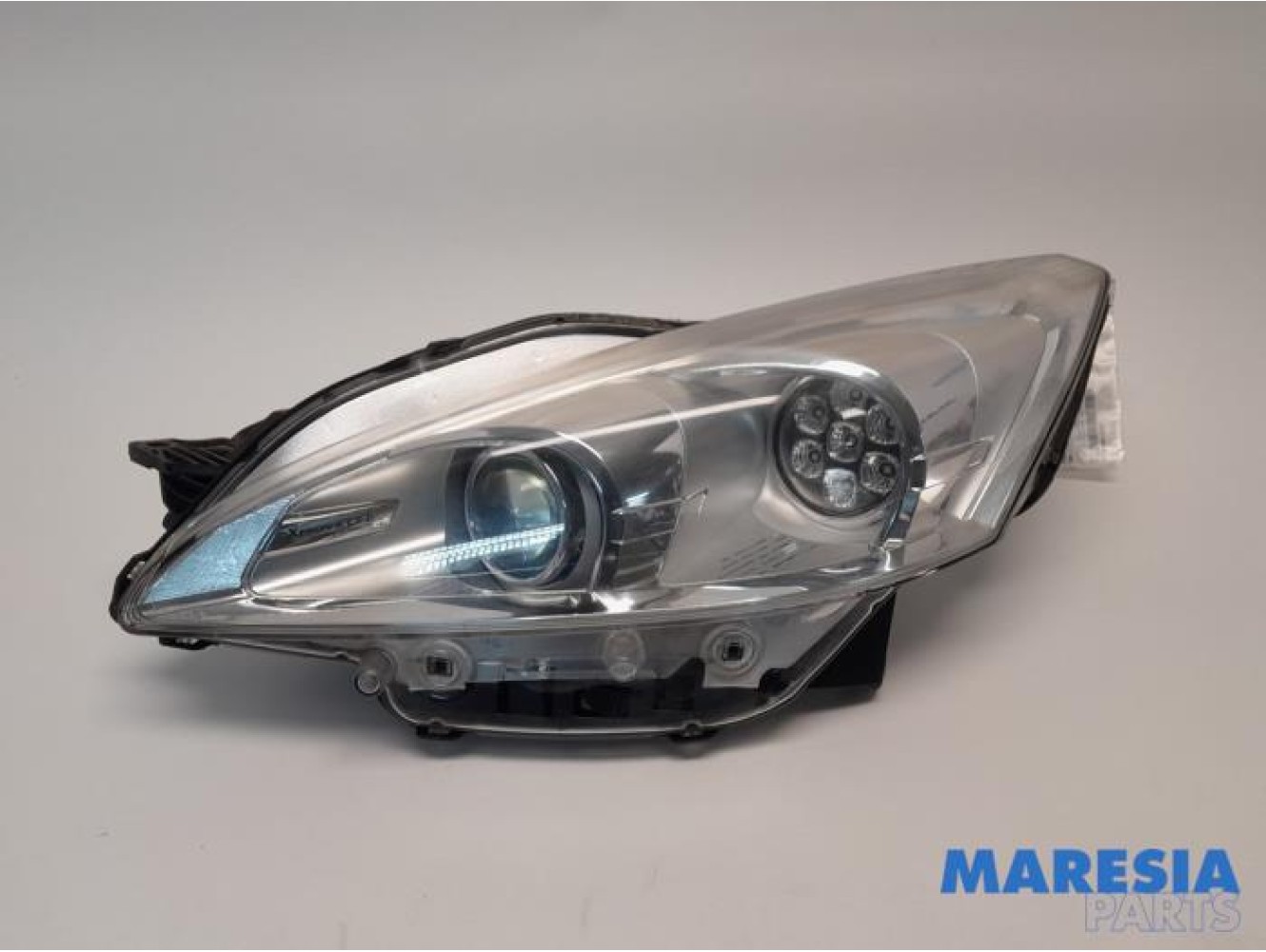 Peugeot - 508 - Scheinwerfer links
