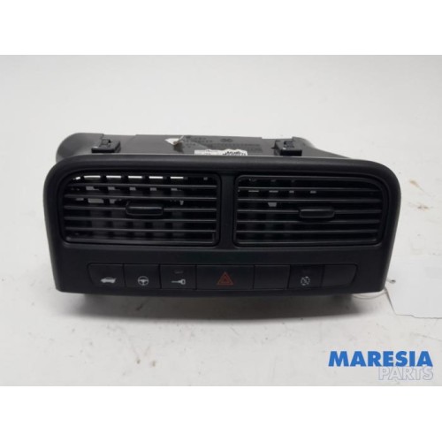 Fiat - Punto - Panic lighting switch