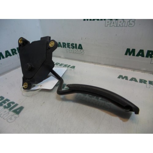 Renault - Megane Scenic - Throttle pedal position sensor