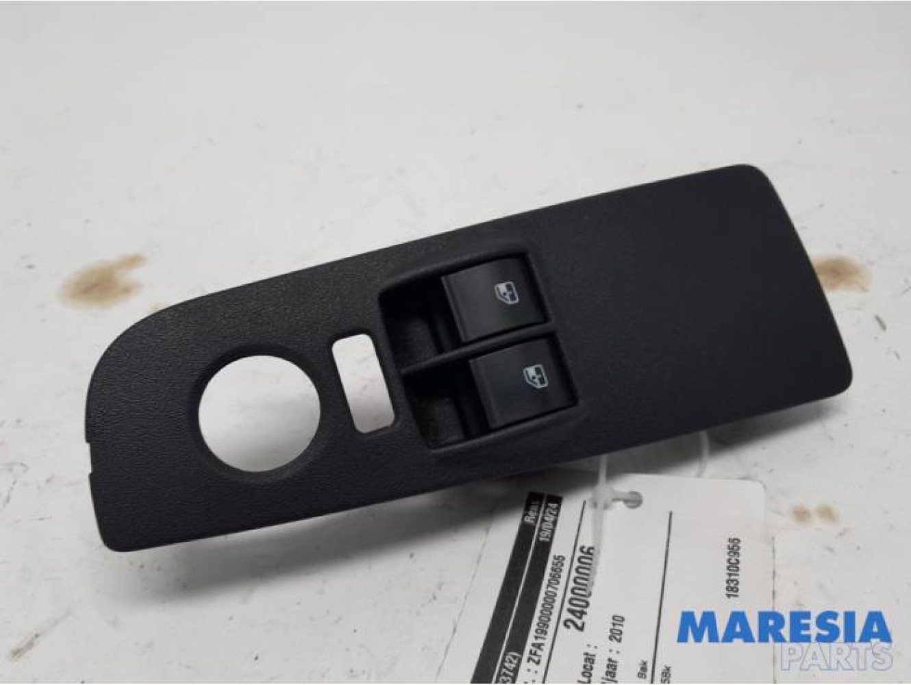 Fiat - Punto - Multi-functional window switch