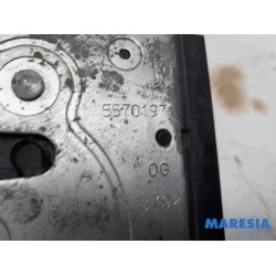 Fiat - Punto - Tailgate lock mechanism