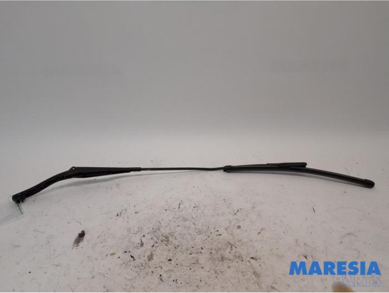 Fiat - Punto - Front wiper arm