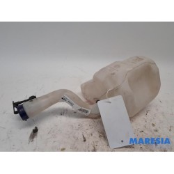Fiat - Punto - Front windscreen washer reservoir
