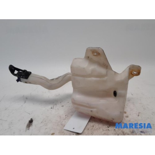 Fiat - Punto - Front windscreen washer reservoir