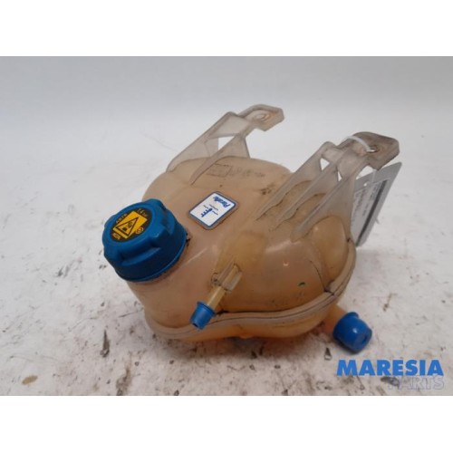 Fiat - Punto - Expansion vessel