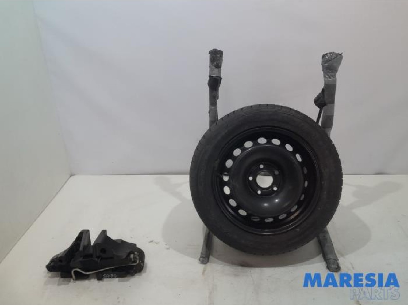 Renault - Megane - Krikset + reservewiel