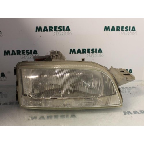 Fiat - Punto - Headlight, right
