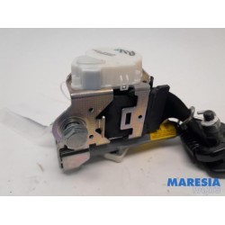 Alfa Romeo - Giulietta - Front seatbelt, right