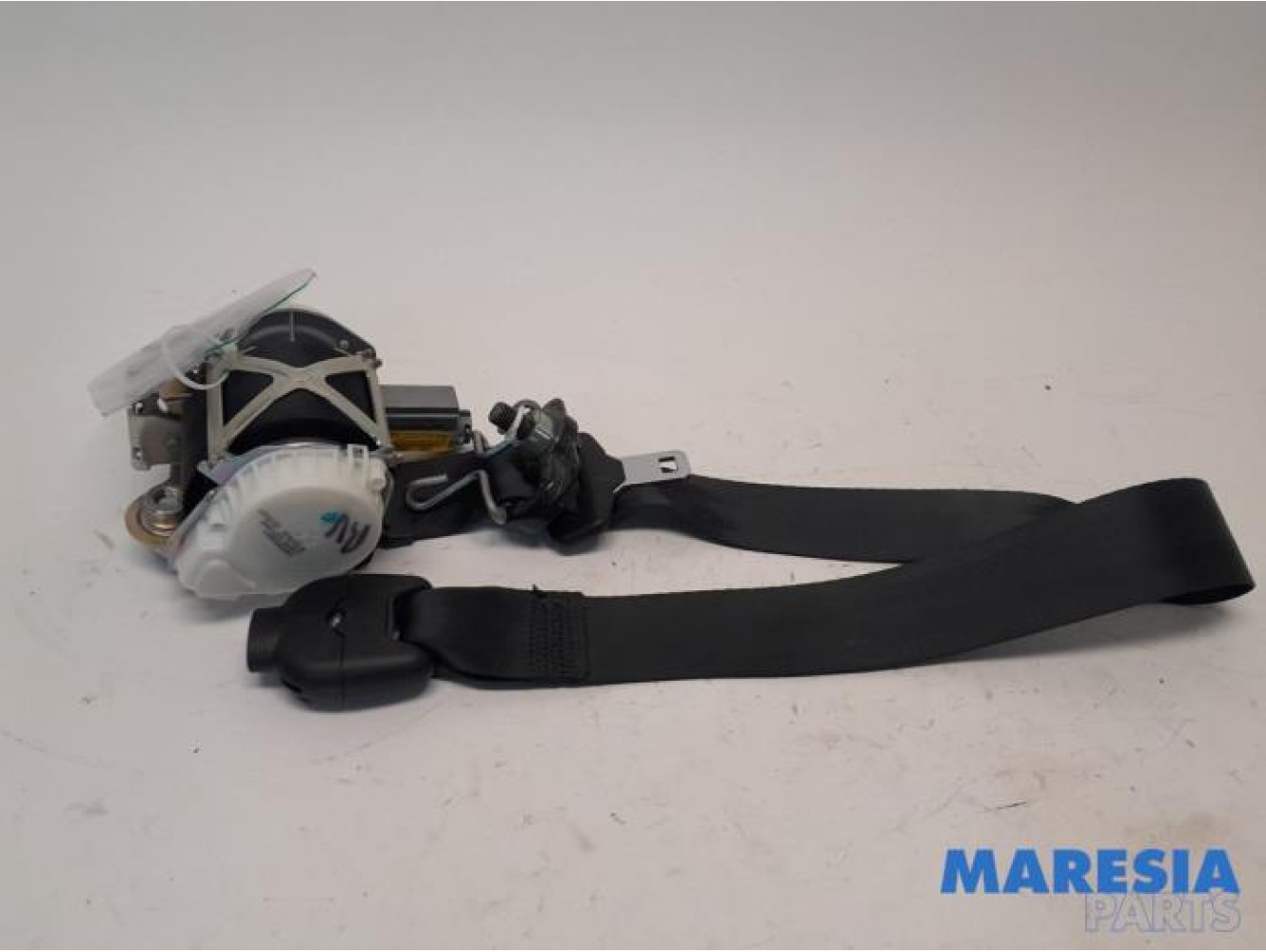 Alfa Romeo - Giulietta - Front seatbelt, right