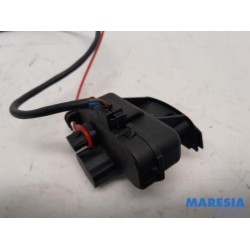 Alfa Romeo - Giulietta - Moteur de verrouillage clapet réservoir