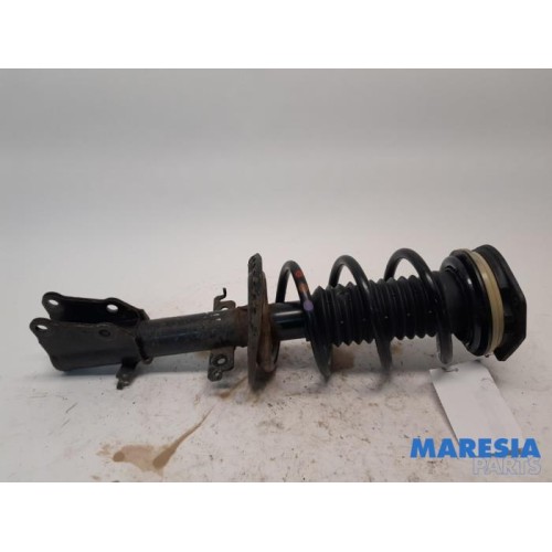 Renault - Kangoo - Front shock absorber rod, left