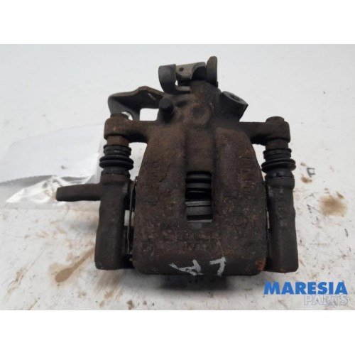 Renault - Kangoo - Rear brake calliper, left