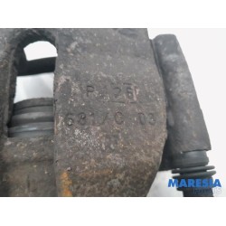 Renault - Kangoo - Bremszange links vorne