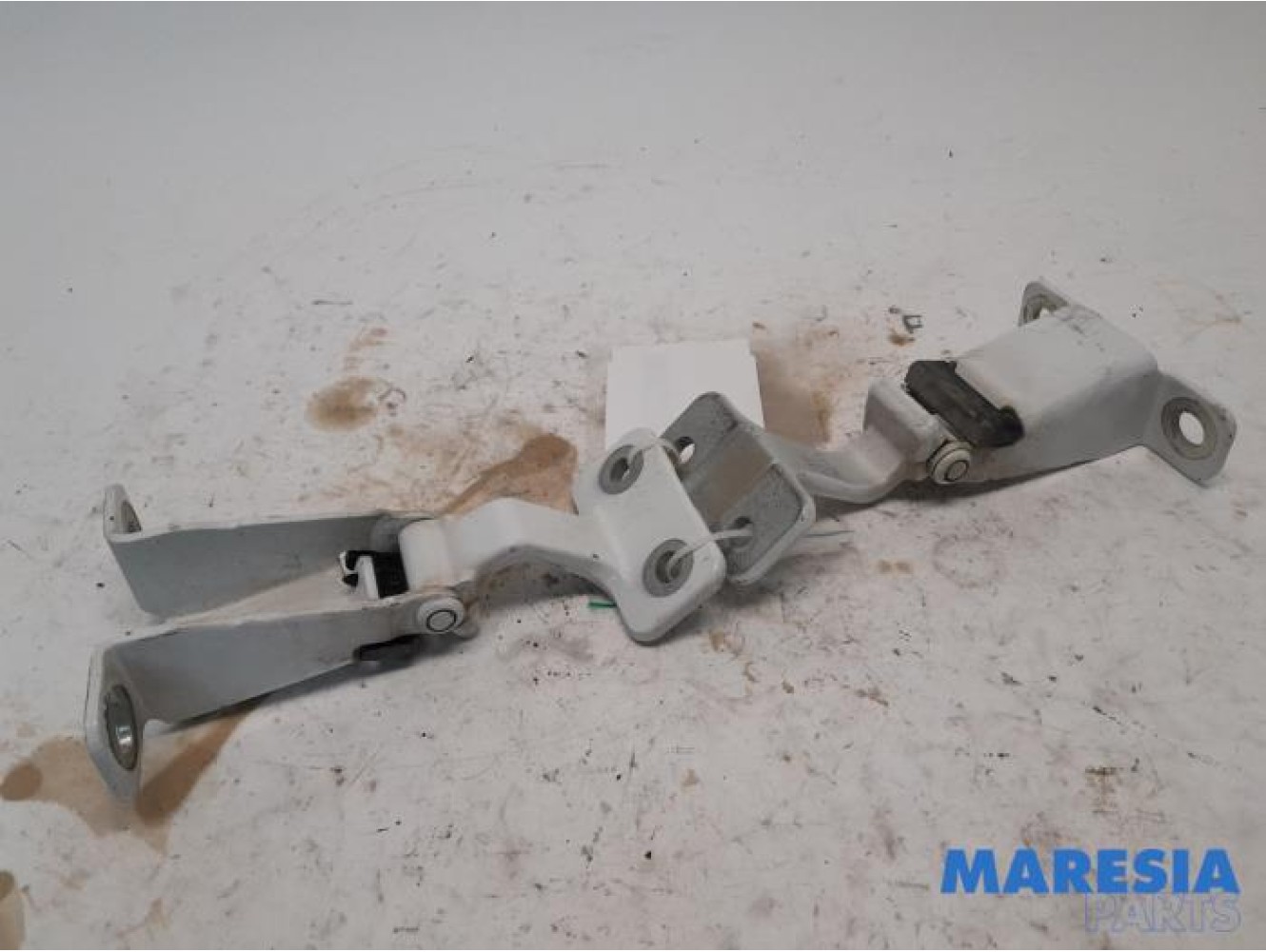Renault - Kangoo - Rear door hinge, left