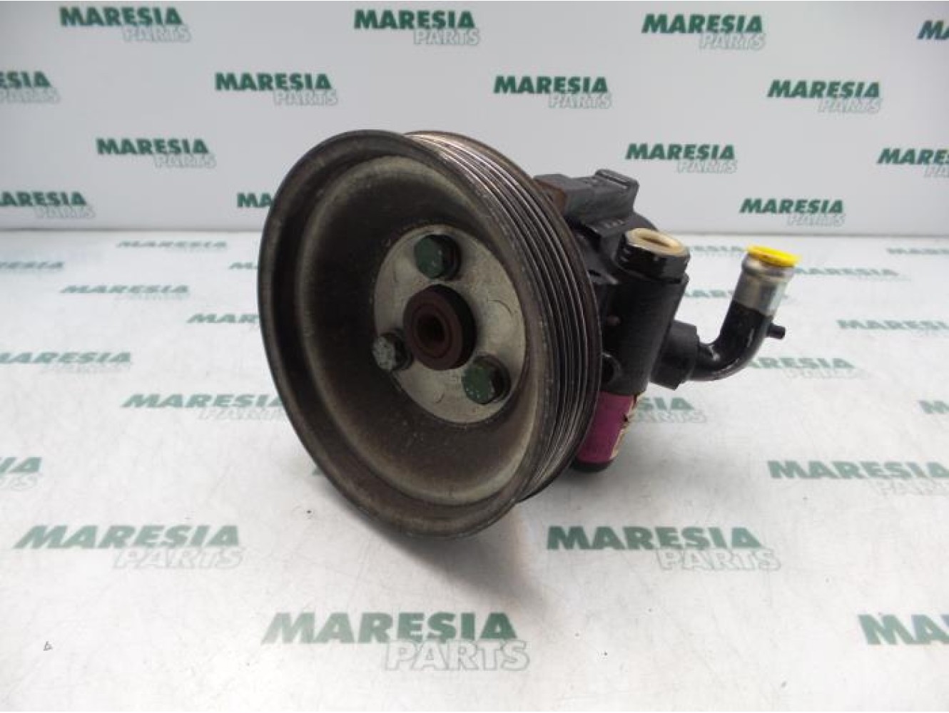 Fiat - Doblo - Power steering pump