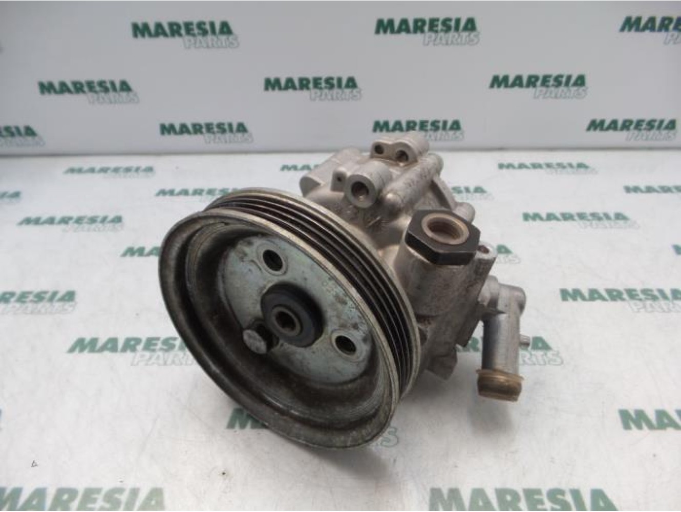 Fiat - Doblo - Power steering pump