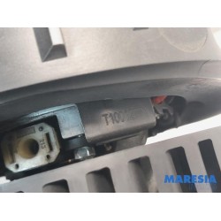 Renault - Megane - Heating and ventilation fan motor