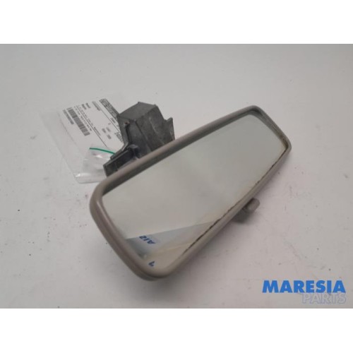 Renault - Megane - Rear view mirror