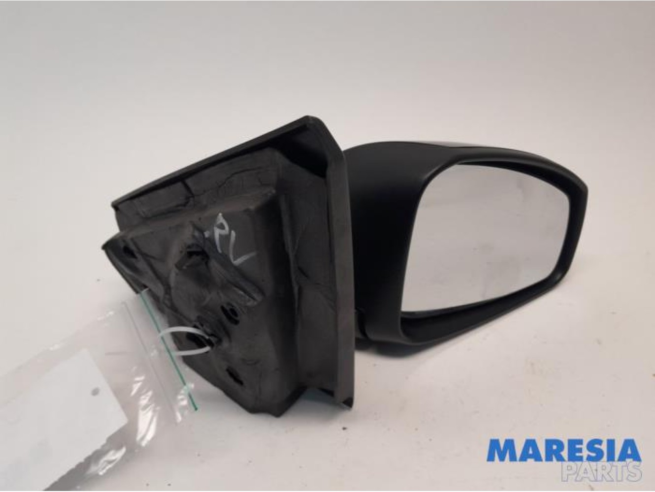 Renault - Megane - Wing mirror, right