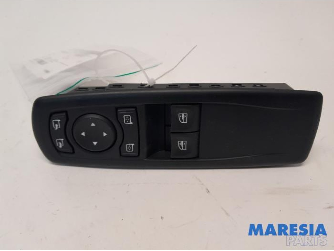 Renault - Megane - Multi-functional window switch