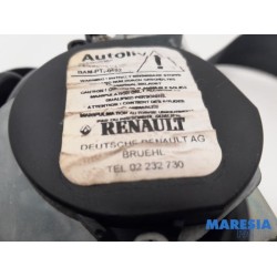 Renault - Megane - Sicherheitsgurt links hinten