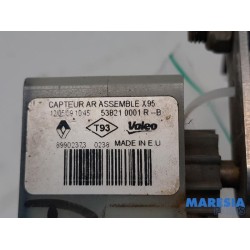 Renault - Megane - Scheinwerfermotor