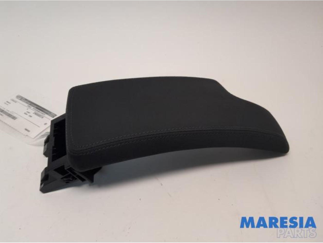 Renault - Megane - Armrest