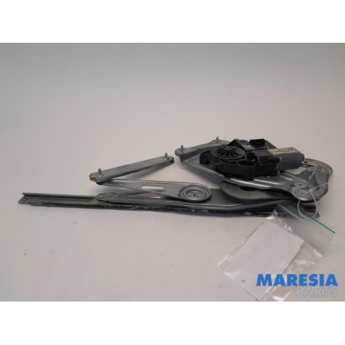 Renault - Megane - Window mechanism 2-door, front right