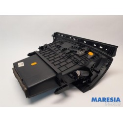 Renault - Megane - Dashboardkastje