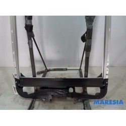 Peugeot - 508 - Sliding headliner mechanism