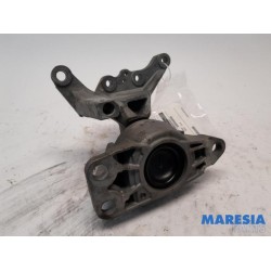 Renault - Kadjar - Engine mount