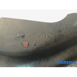Renault - Clio - Querlenker rechts vorne