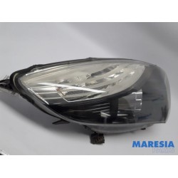 Renault - Scenic - Koplamp rechts