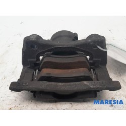 Renault - Clio - Front brake calliper, left