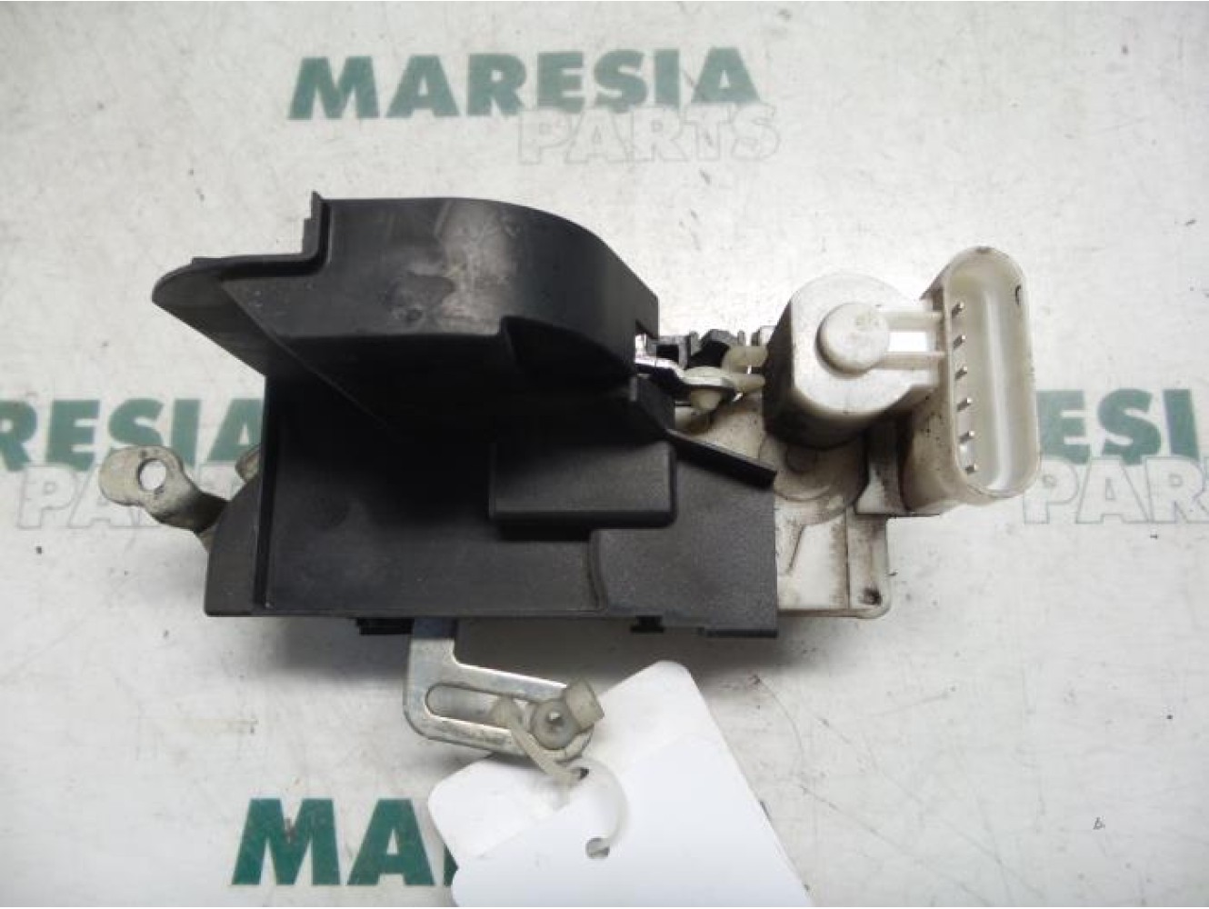 Fiat - Punto - Front door lock mechanism 4-door, right