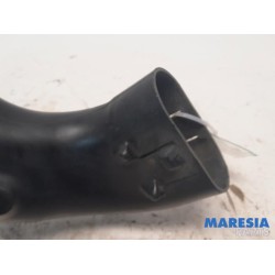 Renault - Clio - Air intake hose